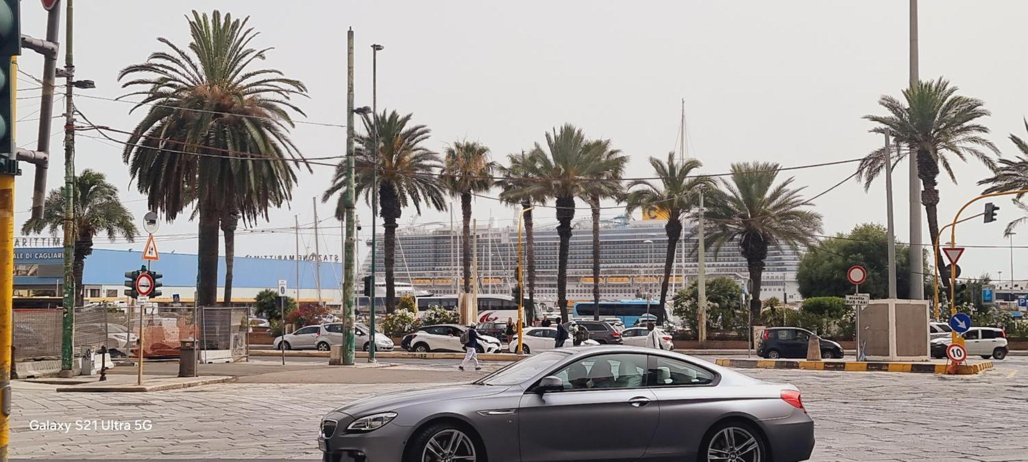 Eva Luxury Suite Cagliari Esterno foto