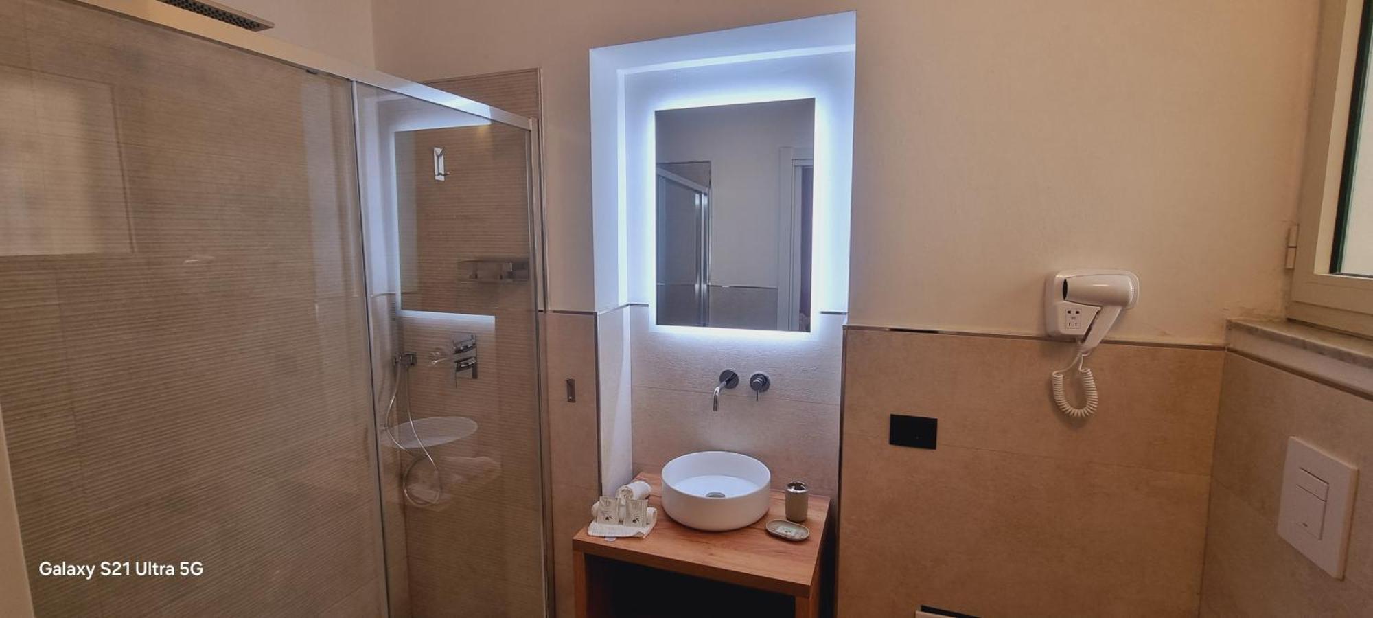 Eva Luxury Suite Cagliari Esterno foto