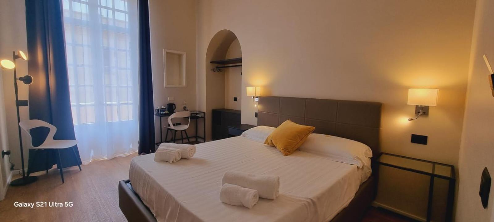 Eva Luxury Suite Cagliari Esterno foto
